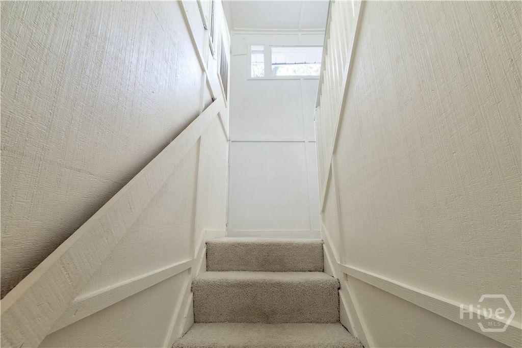 Image 28 of property listing at 507 Maupas Avenue, Savannah, GA 31401