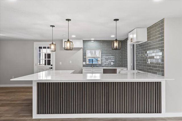 107 Lakewood Drive, Mabank, TX 75156