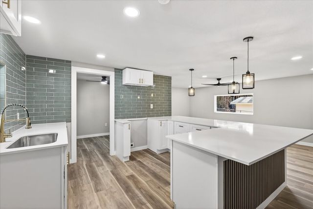 107 Lakewood Drive, Mabank, TX 75156