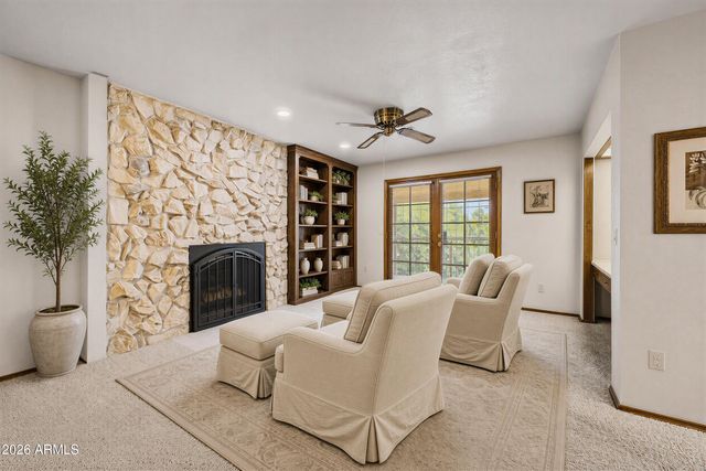 3715 W PARADISE Lane, Phoenix, AZ 85053