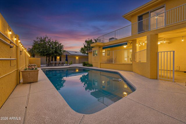 3715 W PARADISE Lane, Phoenix, AZ 85053