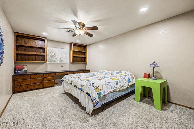 3715 W PARADISE Lane, Phoenix, AZ 85053