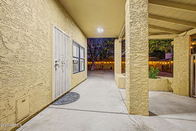 3715 W PARADISE Lane, Phoenix, AZ 85053