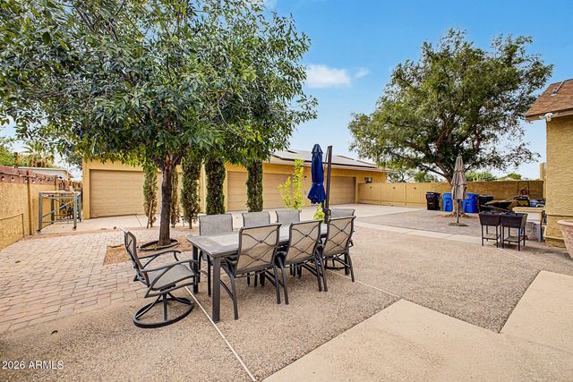 3715 W PARADISE Lane, Phoenix, AZ 85053