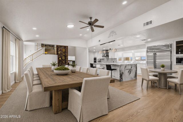 3715 W PARADISE Lane, Phoenix, AZ 85053