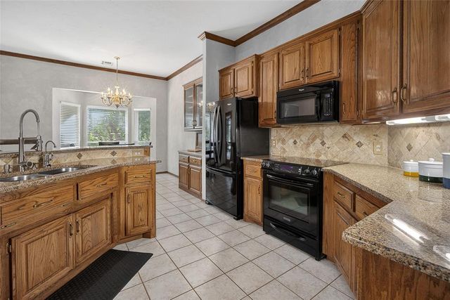 1801 Quail Run, Newcastle, OK 73065