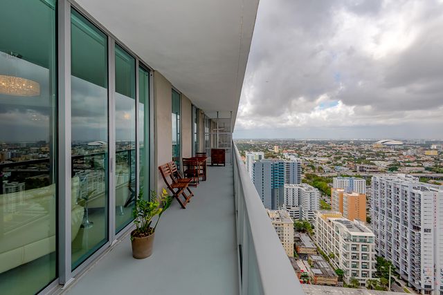1111 SW 1ST Avenue MPH3920-, Miami, FL 33130