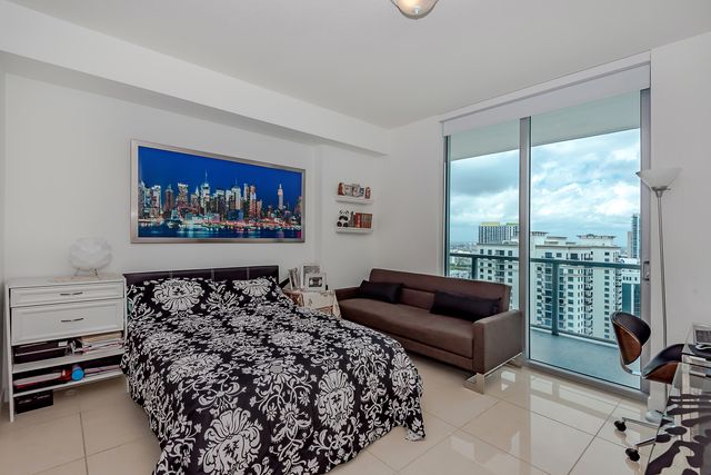 1111 SW 1ST Avenue MPH3920-, Miami, FL 33130