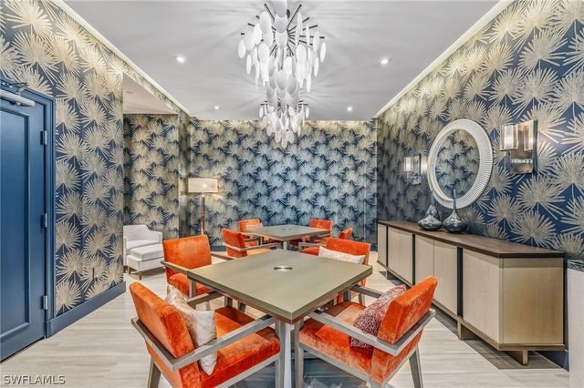 8930 Bay Colony DR 703, Naples, FL 34108