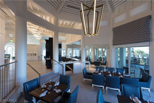 8930 Bay Colony DR 703, Naples, FL 34108