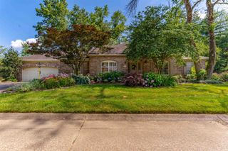 7377 Castle Hills Drive, Newburgh, IN 47630