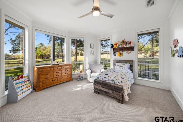 6601 Hollytree Circle, Tyler, TX 75703