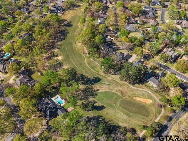 6601 Hollytree Circle, Tyler, TX 75703