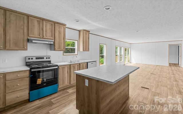2309 Swanson Road, Crouse, NC 28033
