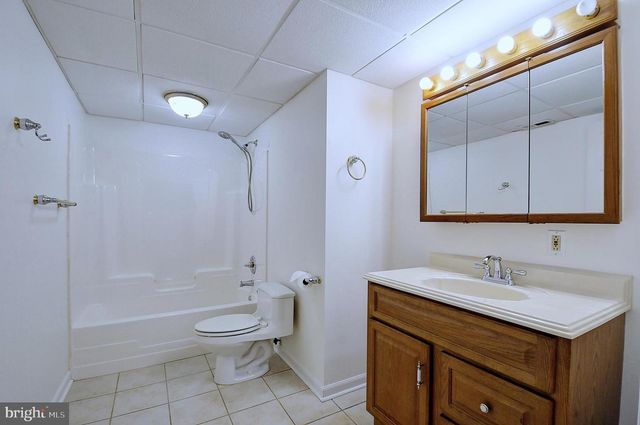 235 PEPPERMINT SPRING LN, Winchester, VA 22603