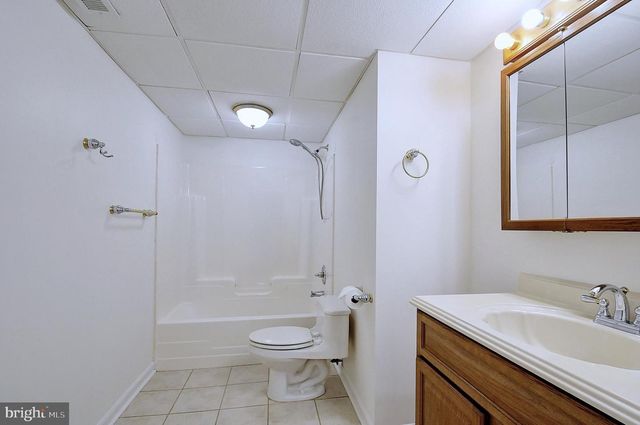 235 PEPPERMINT SPRING LN, Winchester, VA 22603