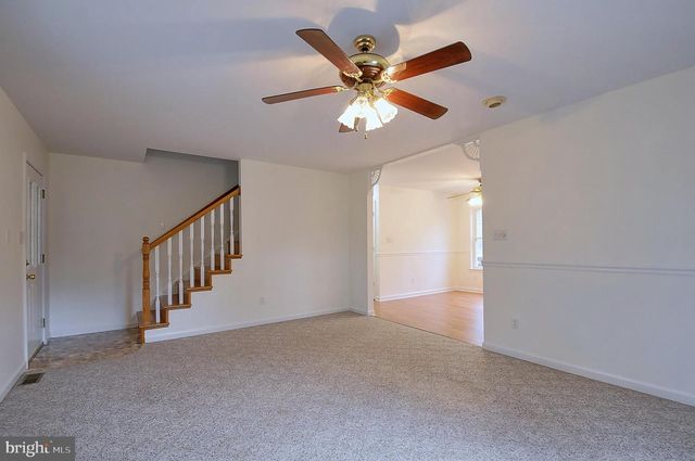 235 PEPPERMINT SPRING LN, Winchester, VA 22603
