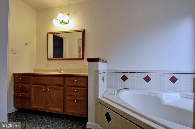 235 PEPPERMINT SPRING LN, Winchester, VA 22603