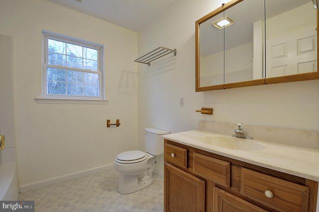 235 PEPPERMINT SPRING LN, Winchester, VA 22603