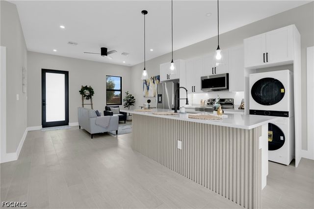 1201 E 7th ST, Lehigh Acres, FL 33972