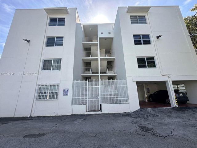 755 SW 6th St 10, Miami, FL 33130