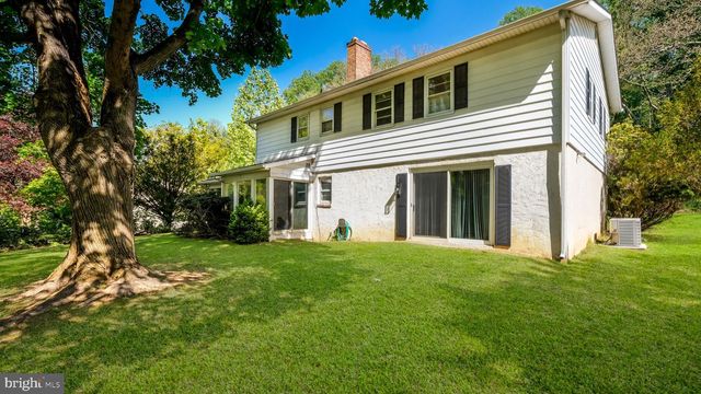 1086 GRAVEL HILL RD, Huntingdon Valley, PA 19006