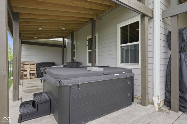 19222 Foley Drive, Westfield, IN 46074