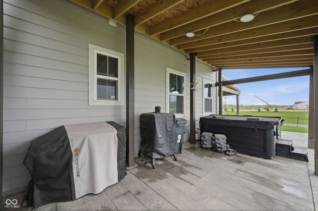 19222 Foley Drive, Westfield, IN 46074