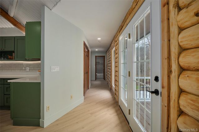 568 Oak Summit Road, Millbrook, NY 12545