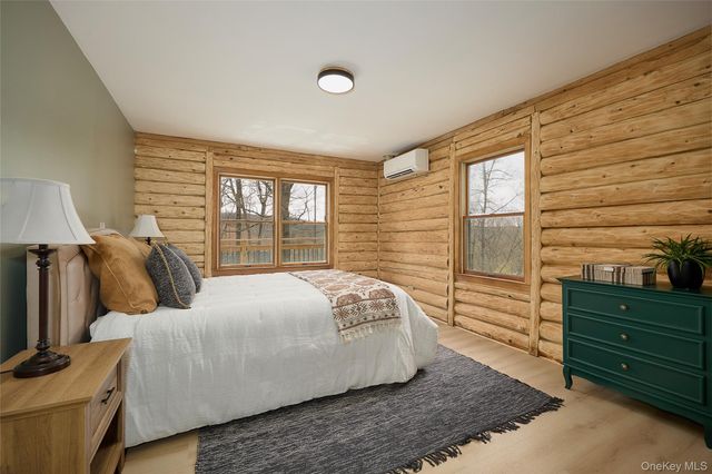 568 Oak Summit Road, Millbrook, NY 12545