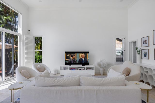 920 Hyacinth Drive, Delray Beach, FL 33483