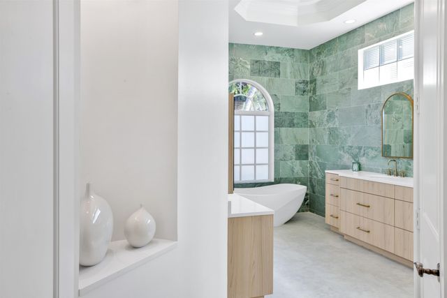 920 Hyacinth Drive, Delray Beach, FL 33483