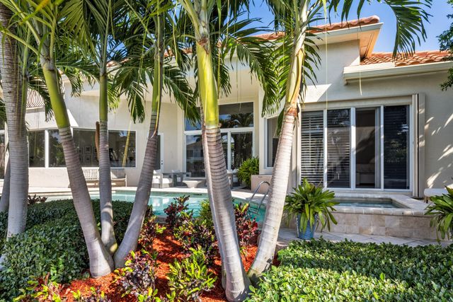 920 Hyacinth Drive, Delray Beach, FL 33483