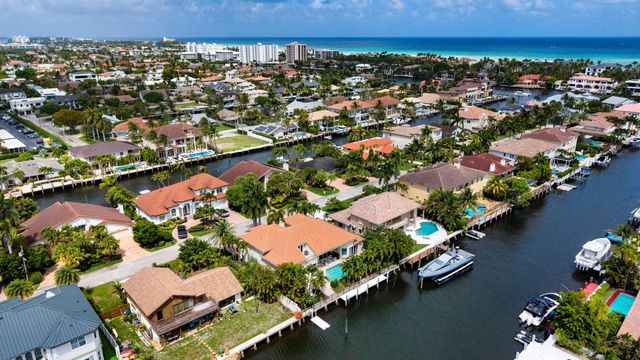 920 Hyacinth Drive, Delray Beach, FL 33483