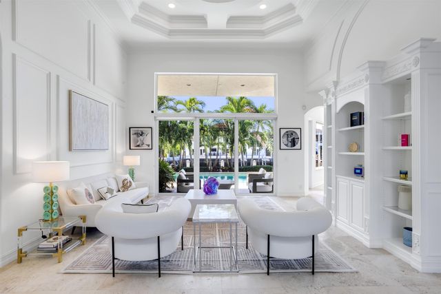 920 Hyacinth Drive, Delray Beach, FL 33483