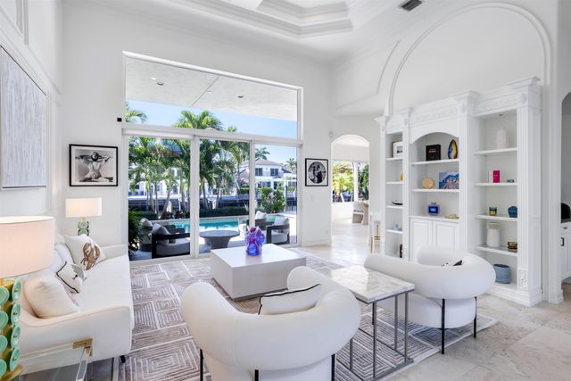 920 Hyacinth Drive, Delray Beach, FL 33483