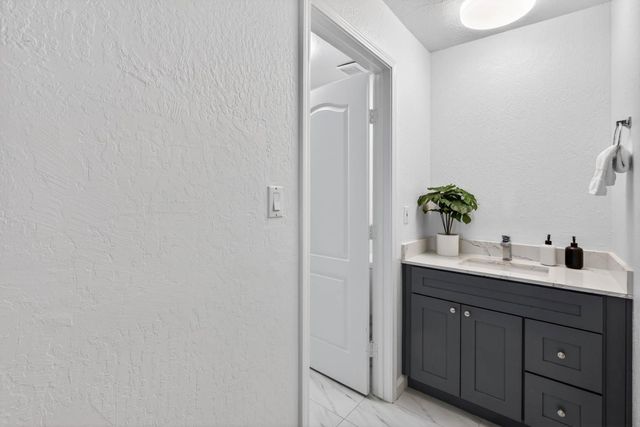 2755 Country Drive 136, Fremont, CA 94536