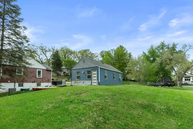 323 Oak Ridge DRIVE, Twin Lakes, WI 53181