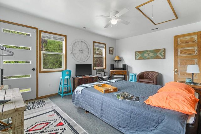 323 Oak Ridge DRIVE, Twin Lakes, WI 53181