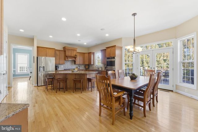 204 LAWSON RD SE, Leesburg, VA 20175