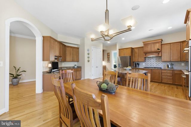 204 LAWSON RD SE, Leesburg, VA 20175