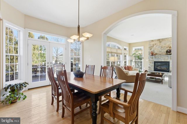 204 LAWSON RD SE, Leesburg, VA 20175