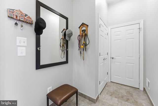 204 LAWSON RD SE, Leesburg, VA 20175