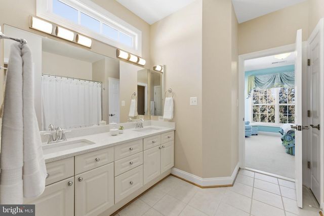 204 LAWSON RD SE, Leesburg, VA 20175