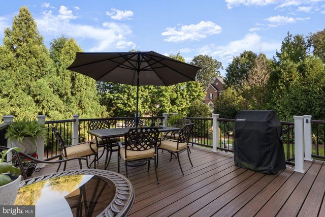 204 LAWSON RD SE, Leesburg, VA 20175