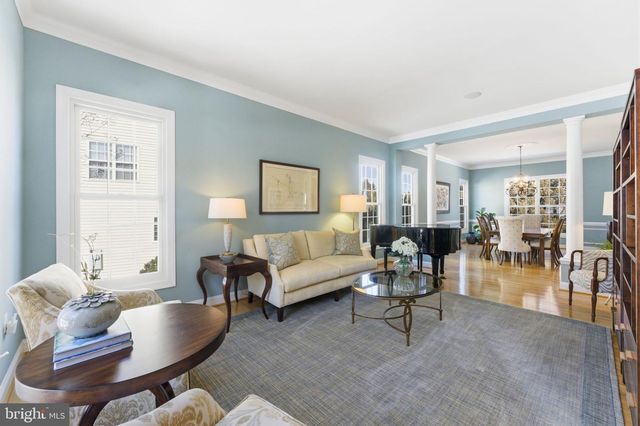 204 LAWSON RD SE, Leesburg, VA 20175