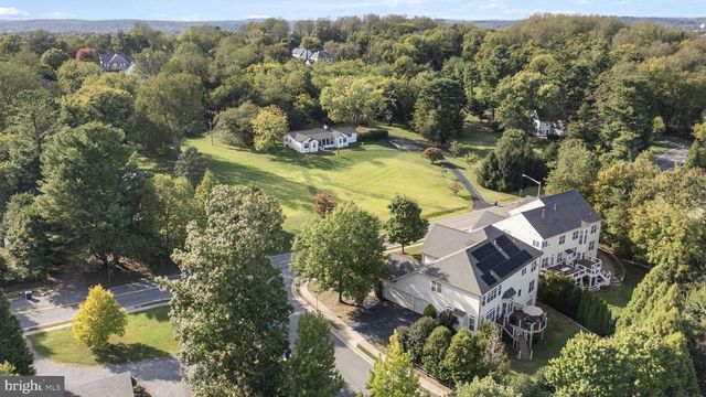 204 LAWSON RD SE, Leesburg, VA 20175