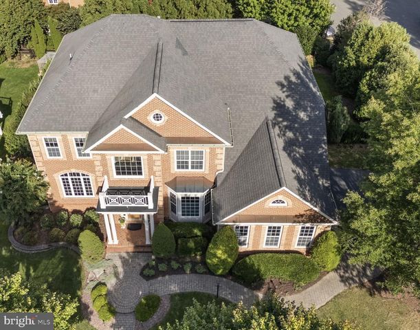 204 LAWSON RD SE, Leesburg, VA 20175