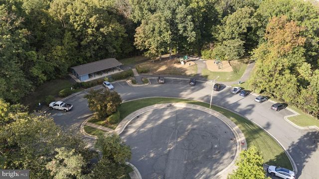 204 LAWSON RD SE, Leesburg, VA 20175