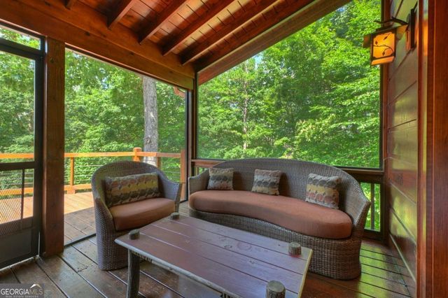 85 Squirrel Chase, Morganton, GA 30560